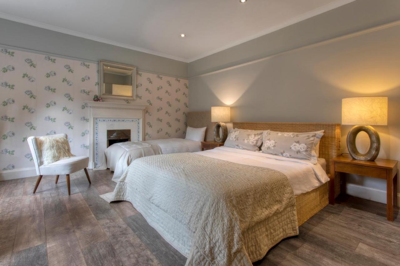 Vila Coach House Woking Exteriér fotografie